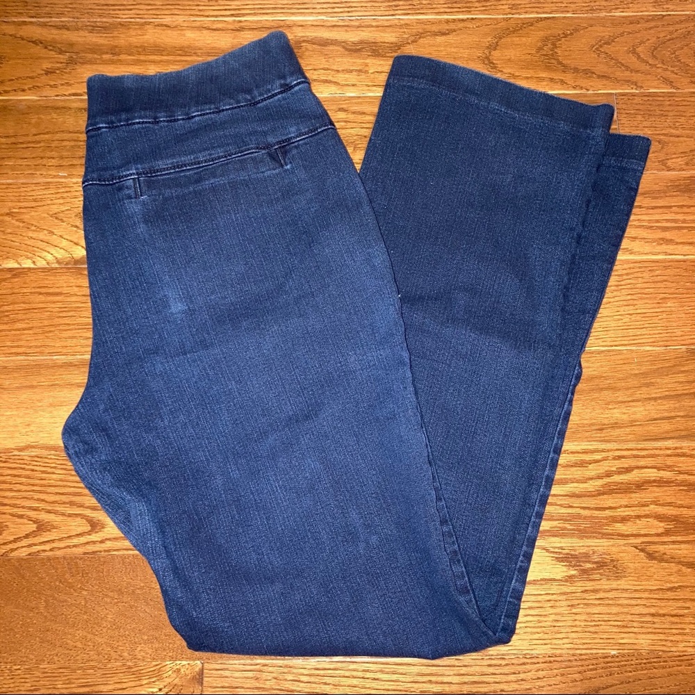 🔹Lee Style Up Jeans/Jeggins